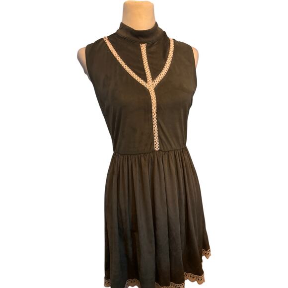 Altar'd State Olive Green & Cream Sleeveless Dress With Lace Trim, Size Medium - Picture 1 of 5